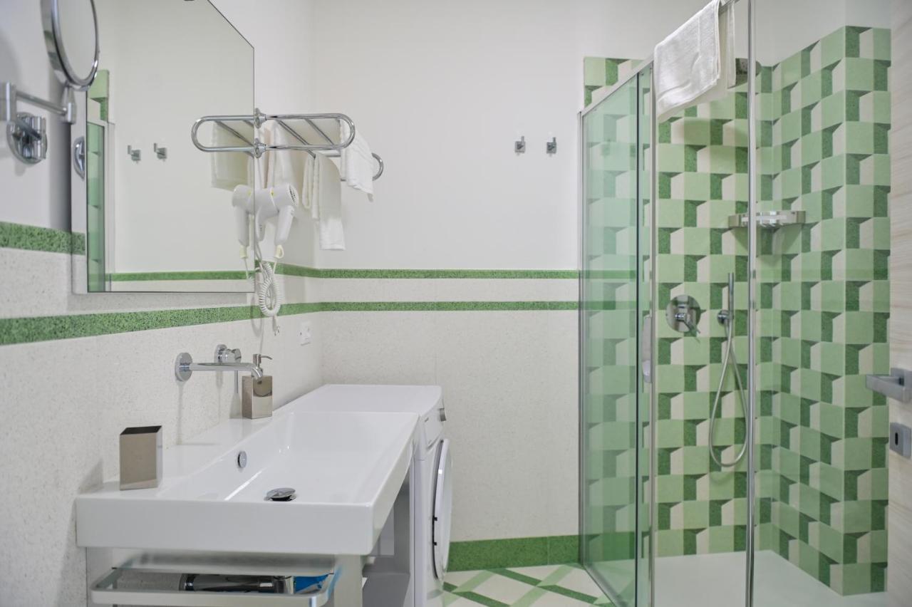 Perle Marine Suite Apartments Castro  Экстерьер фото