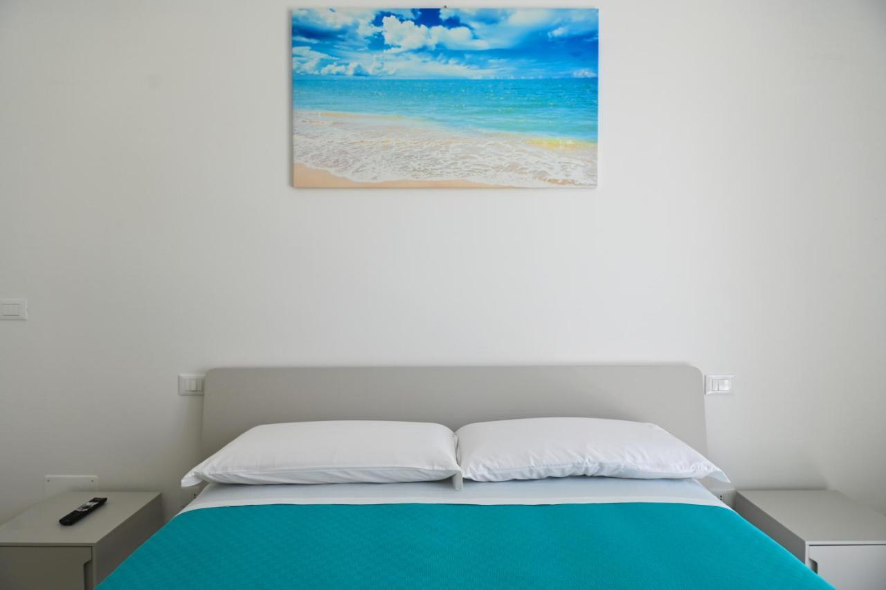 Perle Marine Suite Apartments Castro  Экстерьер фото